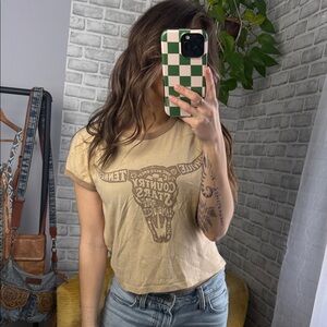 Hollister  // Tan Graphic Short Sleeve Tee